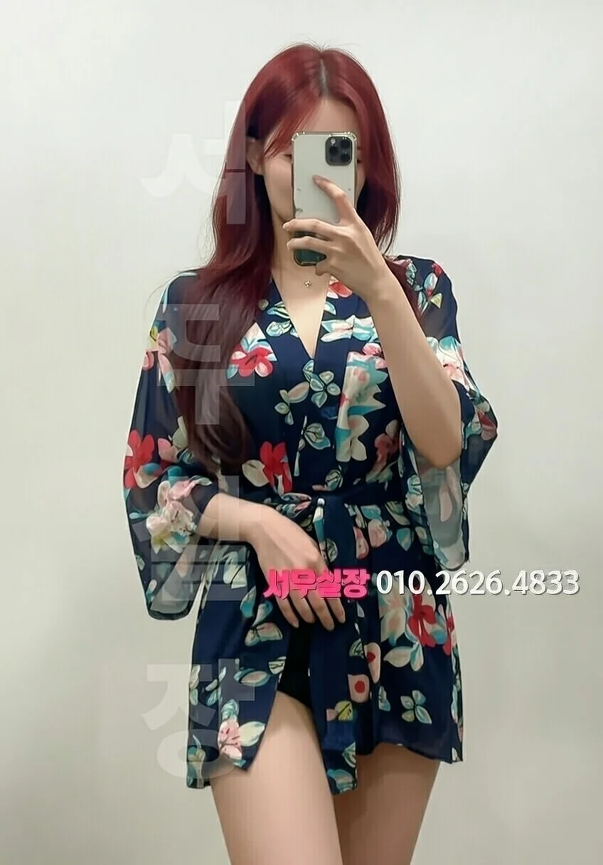 강남 셔츠룸 화이트룸 캐주얼 라운지 인테리어 2